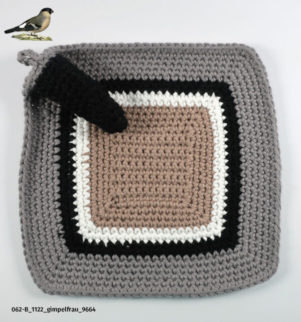 Topflappen 062-B »Gimpelfrau«